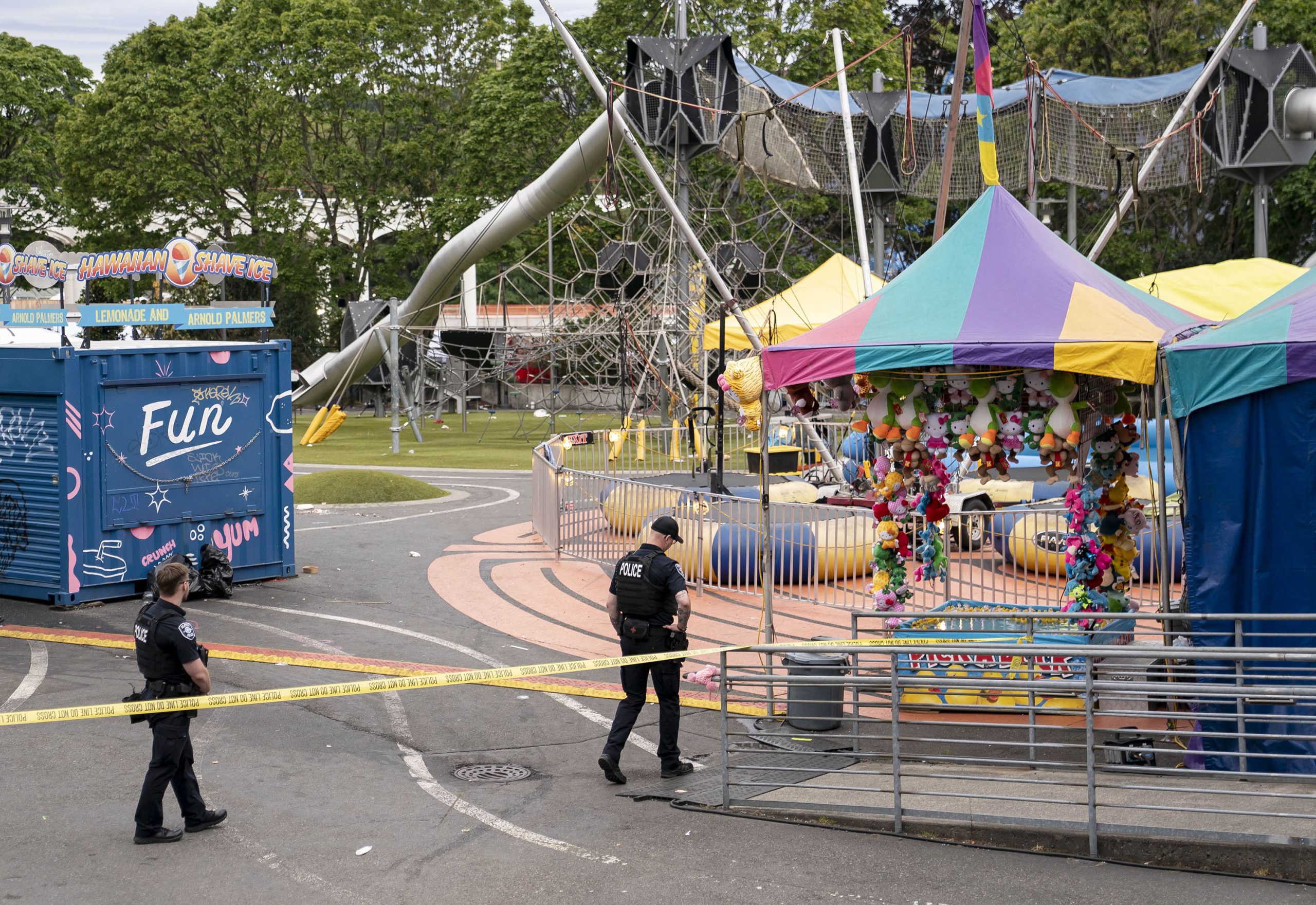 SPD Says 15-year-old in Custody After Gunfight at Seattle Center Kills ...