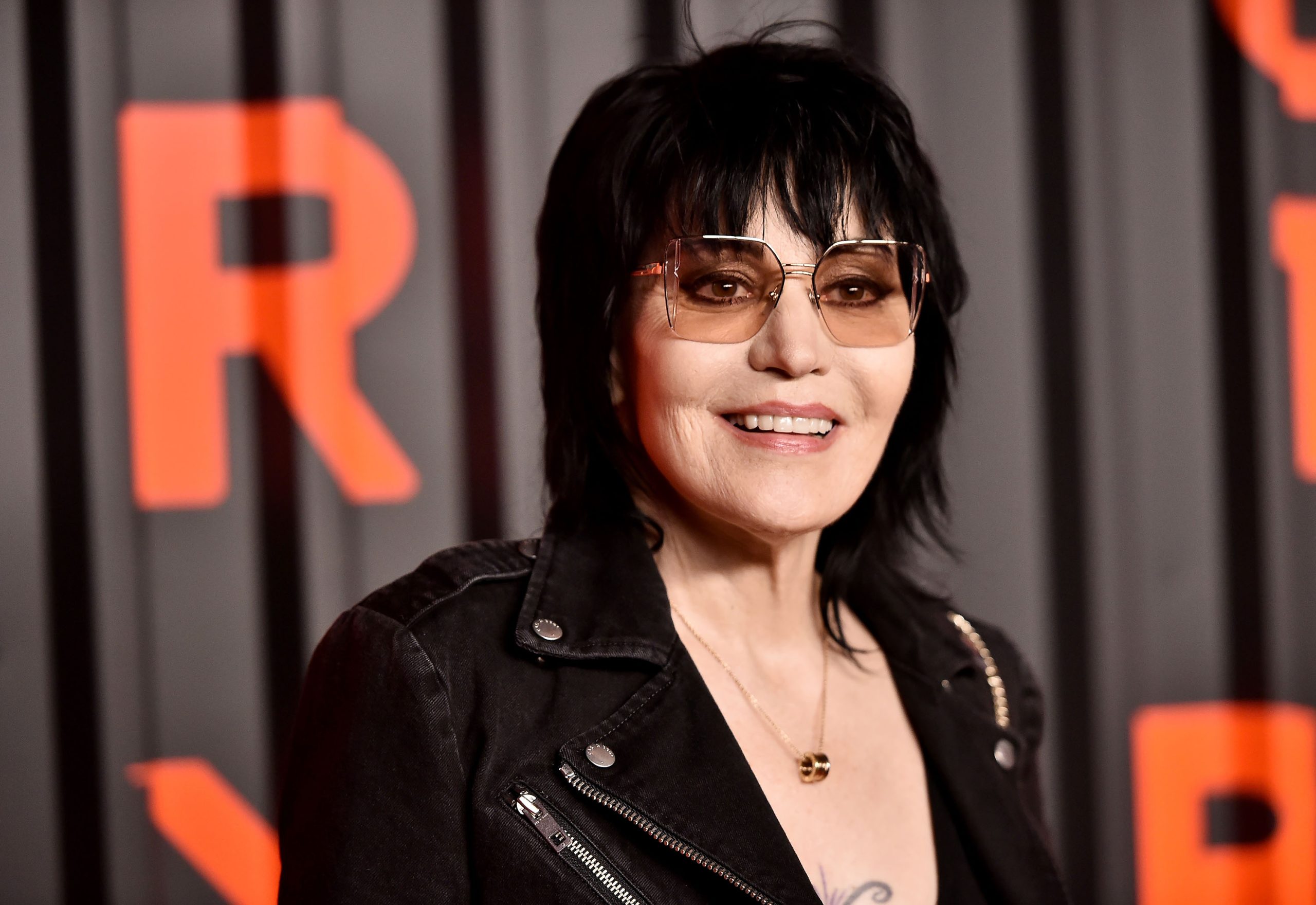 Pop Loser: W.W.J.J.D? (What Would Joan Jett Do?)